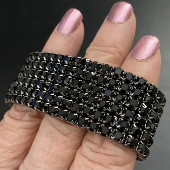Black 6-Row Rhinestone Stretch Fit Bracelet - Picture 3 of 5